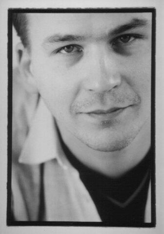 DAVID GIESELMANN - Dramatiker hos Colombine Teaterförlag