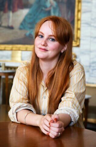 ELLEN KNUTAS - Dramatiker hos Colombine Teaterförlag