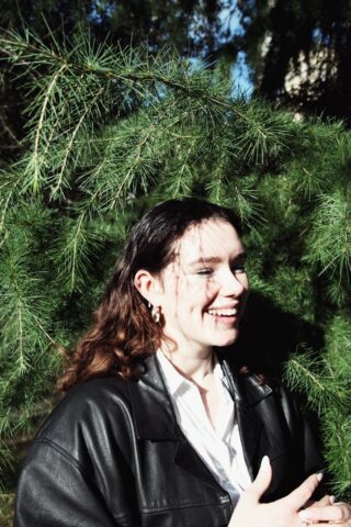 GEORGIE DETTMER - Dramatiker hos Colombine Teaterförlag