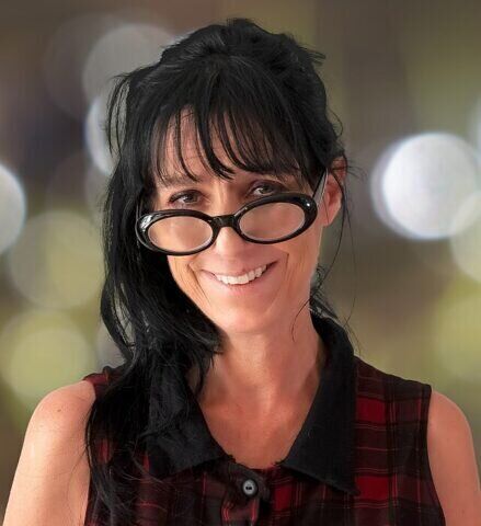 LENA OLLMARK - Dramatiker, Dramatiseringsrättigheter hos Colombine Teaterförlag