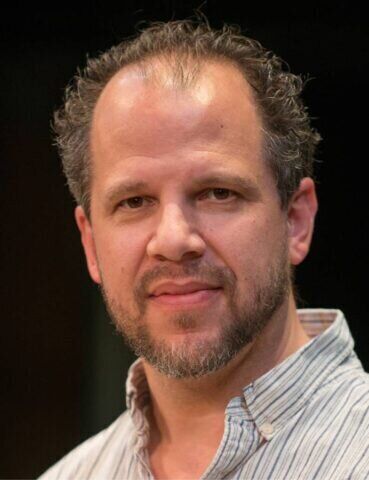 AARON POSNER - Dramatiker hos Colombine