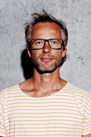 TUE BIERING - Dramatiker hos Colombine Teaterförlag