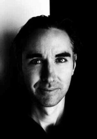 ALEXANDER AHNDORIL - Dramatiker hos Colombine Teaterförlag